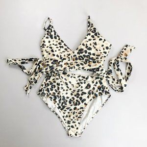 AERIE Leopard Print Wrap One-Piece Swimsuit Large Full Coverage V-Neck Cut-Out